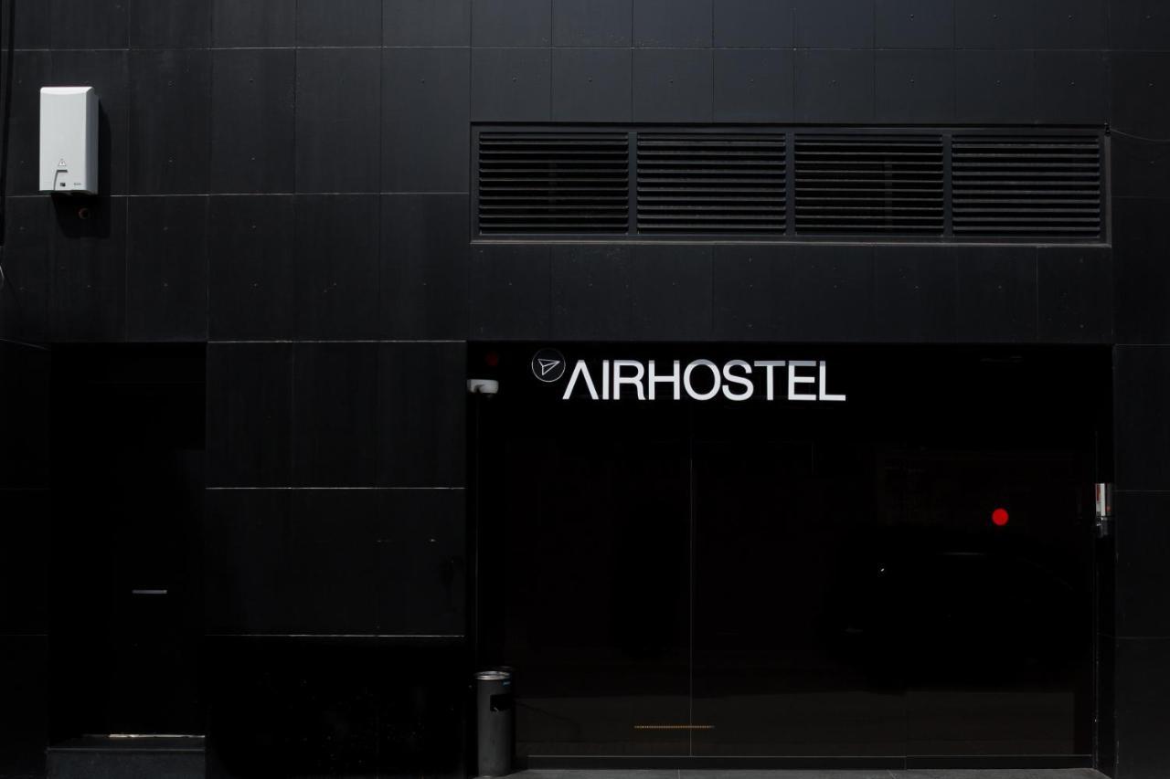 Airhostel Barcelona Airport 24H El Prat de Llobregat Exterior photo