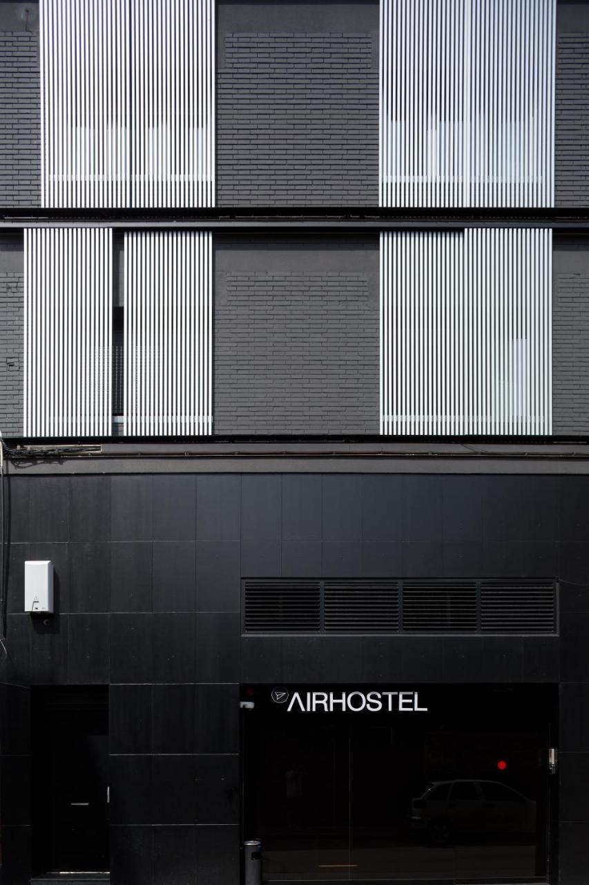 Airhostel Barcelona Airport 24H El Prat de Llobregat Exterior photo